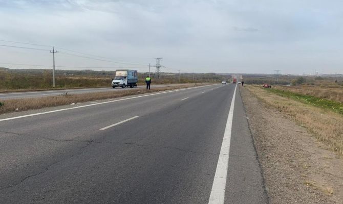 На Орловском шоссе в Туле установили табличку в честь погибшей в ДТП девушки