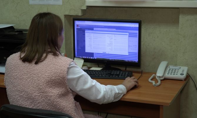 Изменить жизнь в один клик: туляки могут бесплатно получить новую профессию в Центре занятости