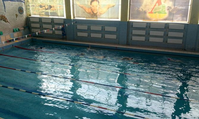   В Узловой отремонтируют физкультурно-спортивный комплекс "Локомотив"