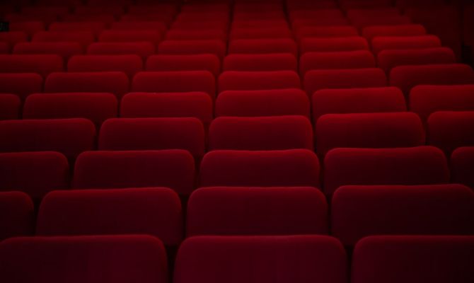 Российские онлайн-кинотеатры обяжут соответствовать традиционным ценностям