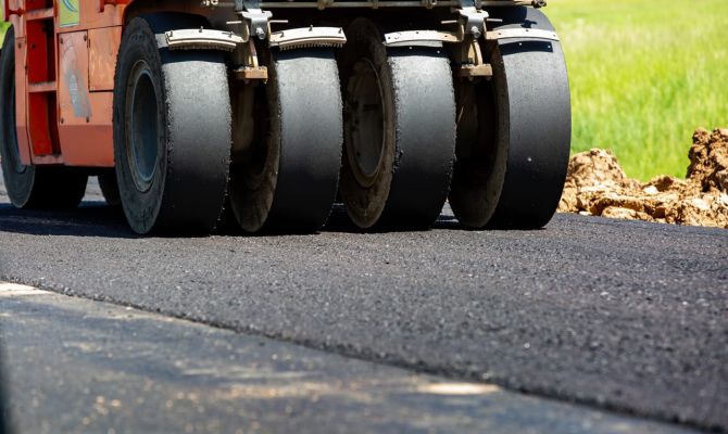 Тульские дорожники развеяли миф о прочности канадских дорог