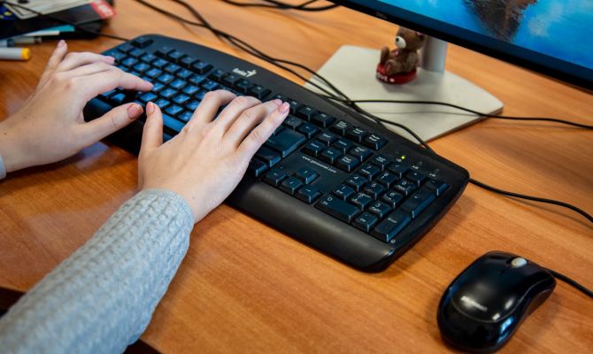 За навык работы с ИИ тулякам готовы платить больше 80 тысяч рублей