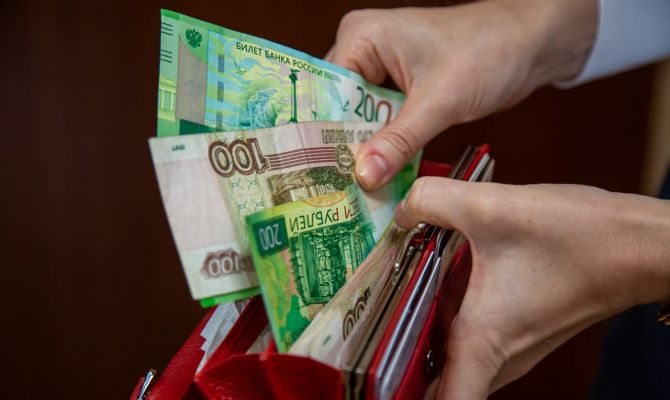 Товары на маркетплейсах покупают 90% россиян