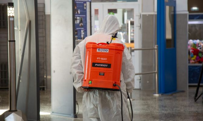 В Россию прилетел пассажир с подозрением на лихорадку денге