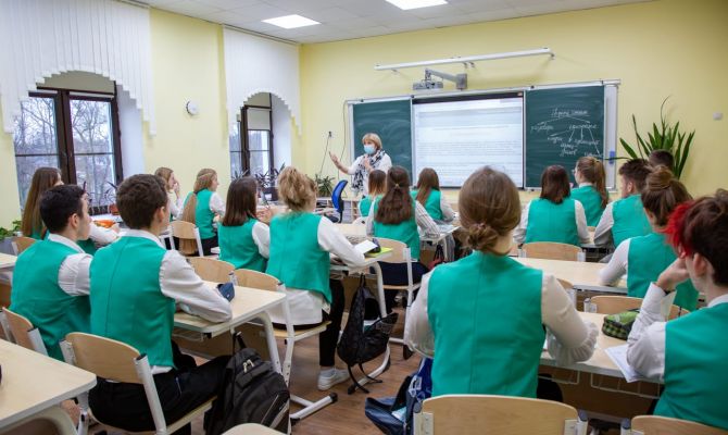 В новый стандарт для 10–11 классов в Тульской области войдут 16 предметов