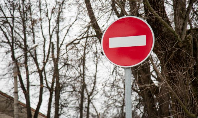 На улице Каминского в Туле 14 февраля ограничат движение транспорта