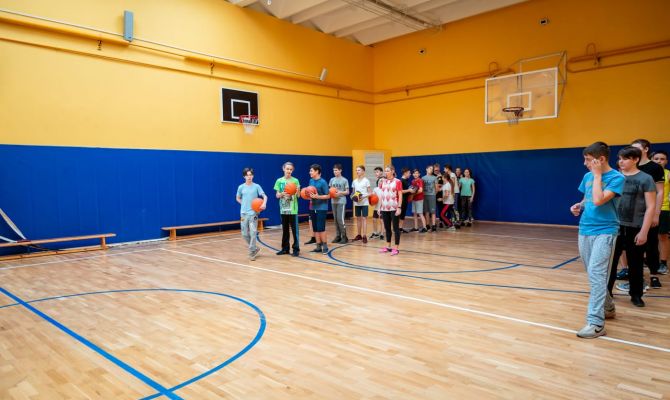 В России в школьную программу включили курс по игре в лапту