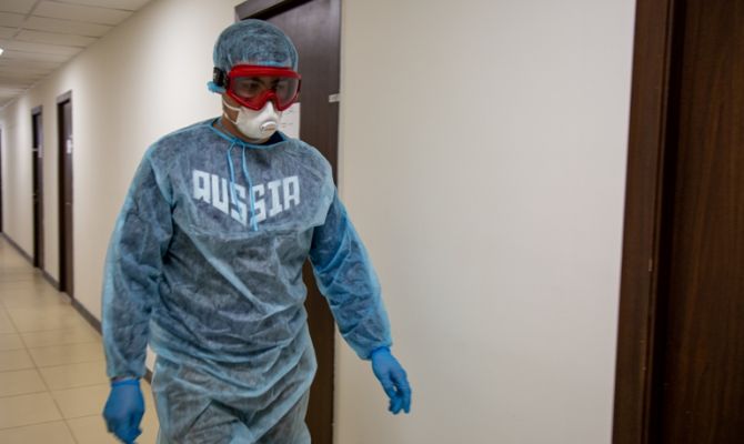 В России отменят двухнедельную изоляцию для прибывающих в страну