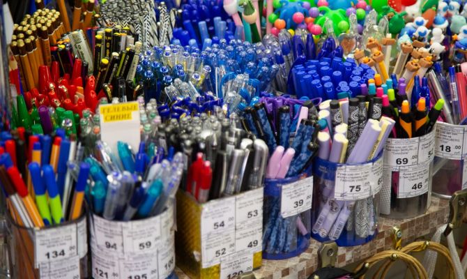 Тулякам назвали цену школьного набора к новому учебному году