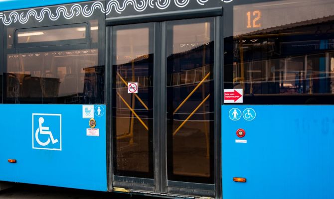 Ветеранам СВО с инвалидностью хотят разрешить водить автобусы