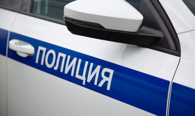 Рецидивист из Новомосковска украл платежный терминал из торговой палатки