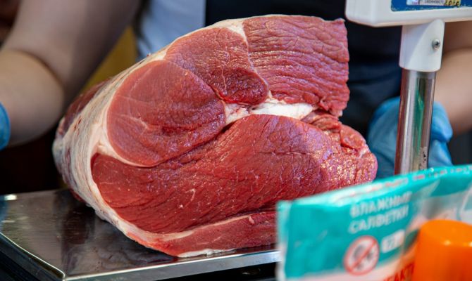 Тулякам рассказали об опасности мытья мяса