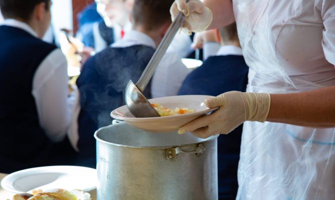 5 школ Тульской области и детский сад нарушают правила организации питания