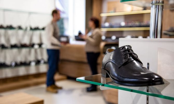 В Кимовске за воровство одежды и обуви задержали двух подростков