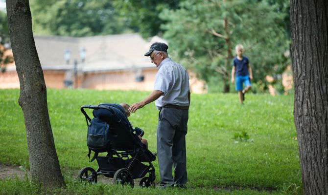 Почти половина работающих туляков готова уйти в декрет вместо жён