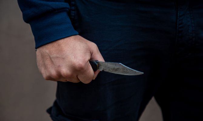 Житель Узловой насильно удерживал знакомую у себя дома