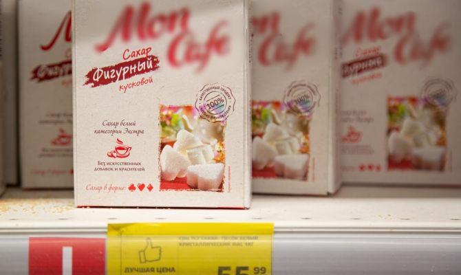 Сахар больше не нужен: в России снижаются продажи сладкого продукта