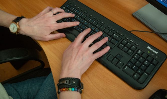 Стало известно, сколько туляков не станут покрывать своих коллег