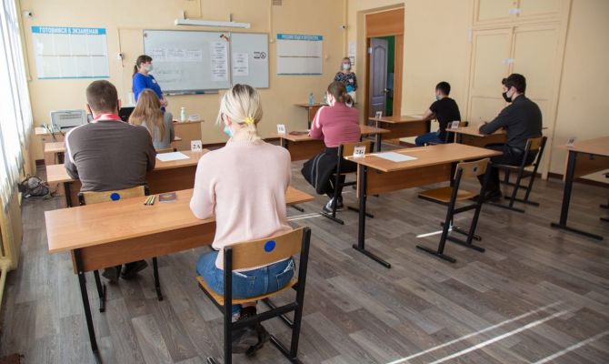 Названы сроки зачисления в вузы в 2024 году