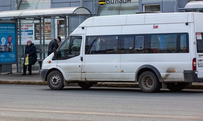 У туляка арестовали автобус за неуплату материального ущерба