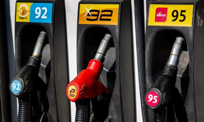 Из-за цен на бензин ФАС возбудила дела в пяти регионах России