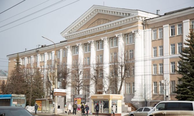 Минобрнауки разрешило вузам продолжить дистанционное обучение после 7 ноября