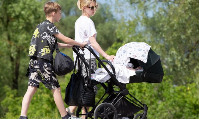 Стало известно, сколько детей проживает в Тульской области