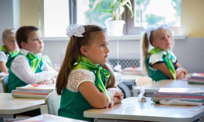 10 тысяч рублей на подготовку к школе смогут получить родители 6-летних детей