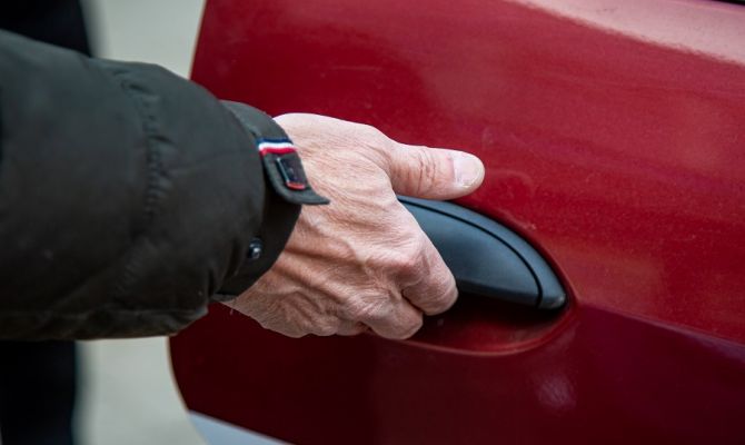 Туляки могут лишиться права управления транспортом из-за долгов