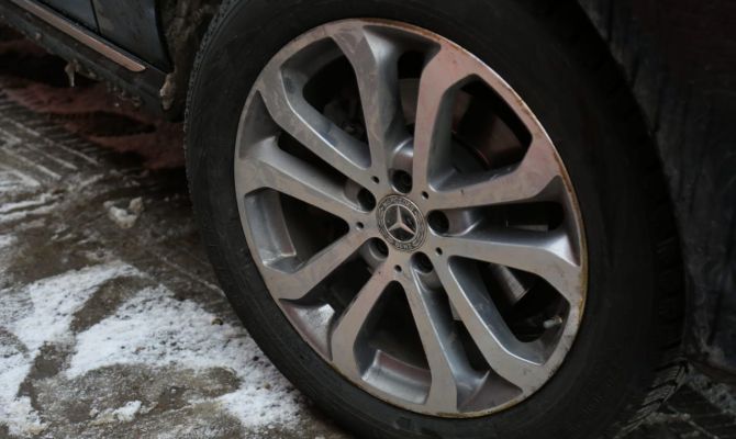 Тульские таможенники изъяли у гражданина Абхазии автомобиль Toyota за неуплату пошлин