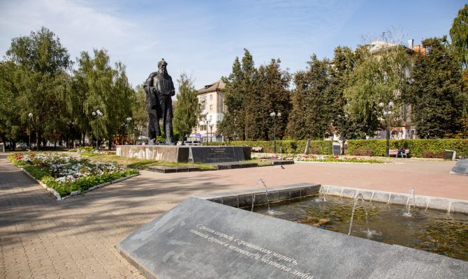 Сквер Льва Толстого или Красноармейский проспект: у туляков остается несколько часов для выбора