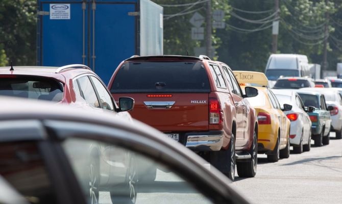 Продажи новых автомобилей в России могут упасть на 20%