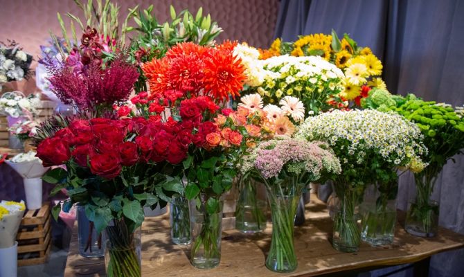 2300 рублей потратят туляки в этом году на подарки ко Дню учителя