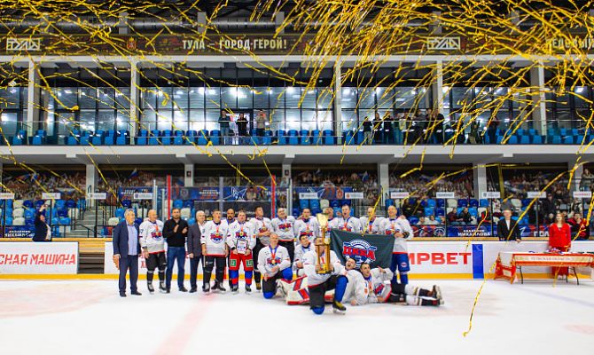 Команда «ЦКБА» выиграла хоккейный «Кубок оружейников» в Туле