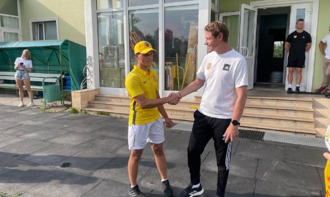 Юный туляк встретился с членами команды «Арсенал»