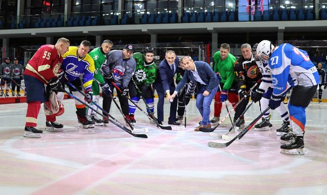 В Туле стартовал чемпионат производственных предприятий области по хоккею
