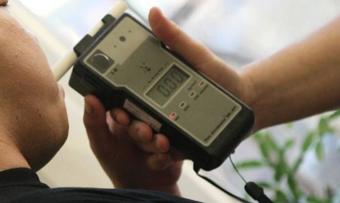 Гаишники смогут отправлять водителей  на экспертизу даже при отсутствии запаха