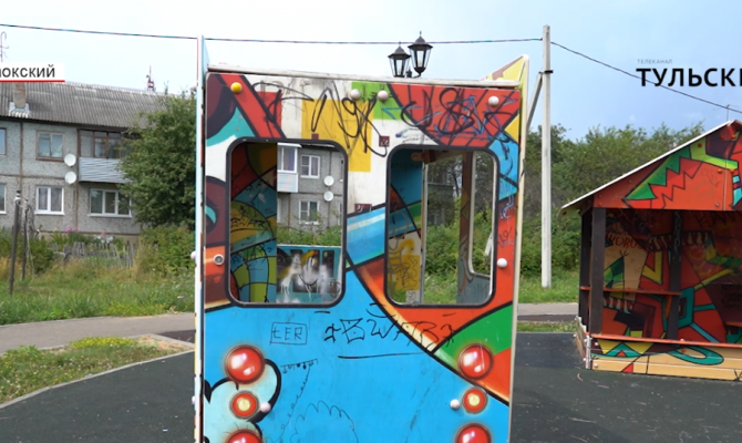 В Заокском новый парк за 30 миллионов рублей уничтожают вандалы