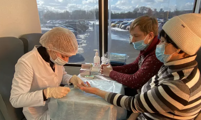 Старьевщики продолжают торговать на ул. Пирогова в Туле. РЕПОРТАЖ