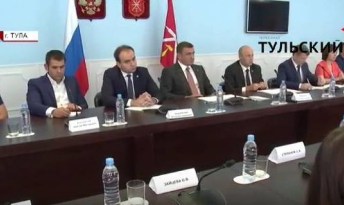 Алексей Дюмин встретился с предпринимателями региона. РЕПОРТАЖ