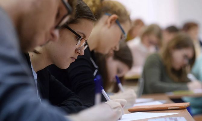 Стипендии тульских студентов буду расти ежегодно на 4%