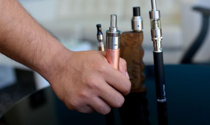 Электронные сигареты и кальян могут запретить 