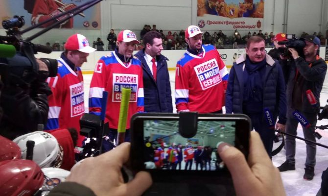 Ведущие российские хоккеисты провели для туляков мастер-класс