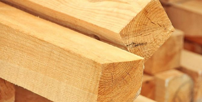 Щекинец избил знакомого деревянным бруском 