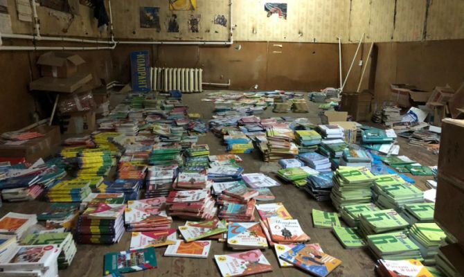 Учитель из Тулы предстанет перед судом за кражу учебников на 800 тысяч рублей