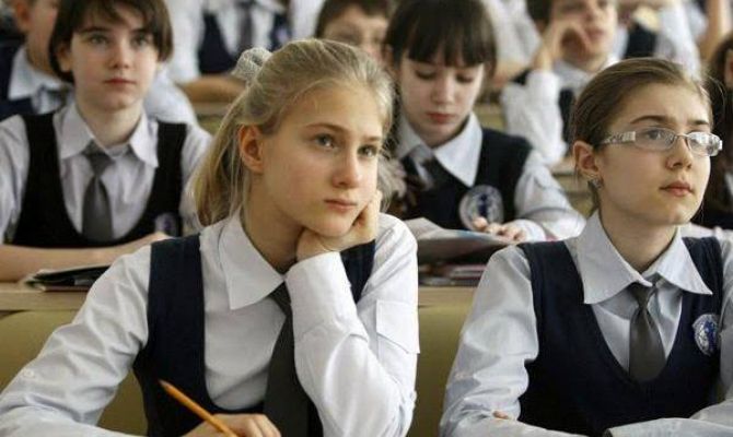 Опрос: школа плохо помогает определиться с будущей профессией