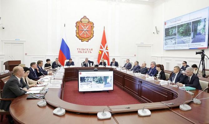 В посёлке Менделеевский построят новое футбольное поле до конца сентября 2026 года