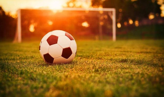 Сегодня тульский "Арсенал" сразится с питерским "Зенитом"