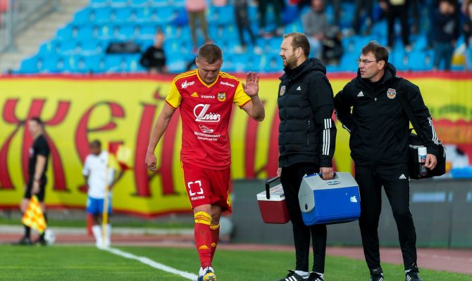 Форвард тульского "Арсенала" Евгений Луценко пропустит из-за травмы больше месяца