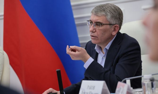 Глава администрации Чернского района заснул на оперативном совещании Губернатора 